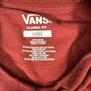 vans classic fit size large pocketed T-shirt